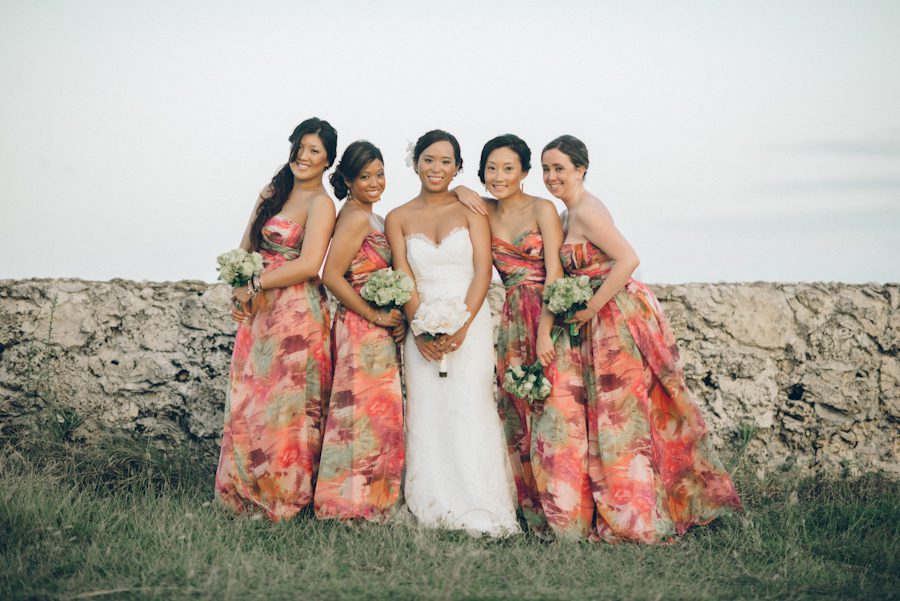 Bridal party portraits in Aruba. Captured by destination wedding photographer Ben Lau.