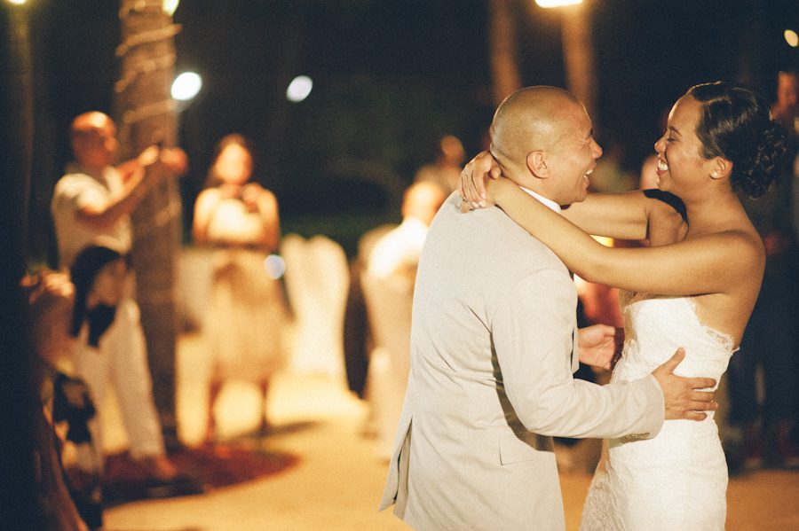 First dances during a Radisson Aruba wedding. Captured by destination wedding photographer Ben Lau.