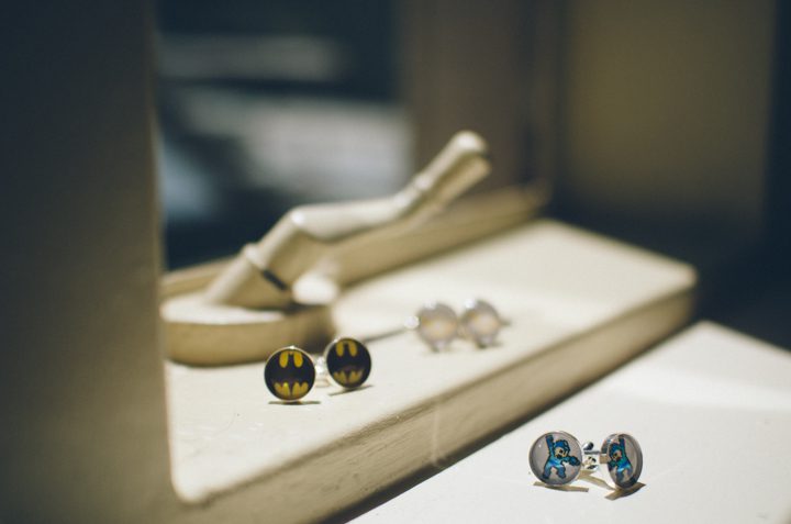 Cufflinks photo at the Hempstead House in Sands Point Preserve, Long Island. Captured by NYC wedding photographer Ben Lau.