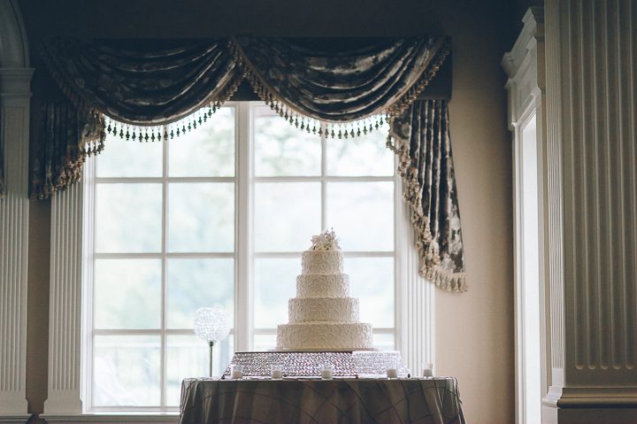 Wedding cake at Falkirk Estates in Central Valley, NY. Captured by NYC wedding photographer Ben Lau.