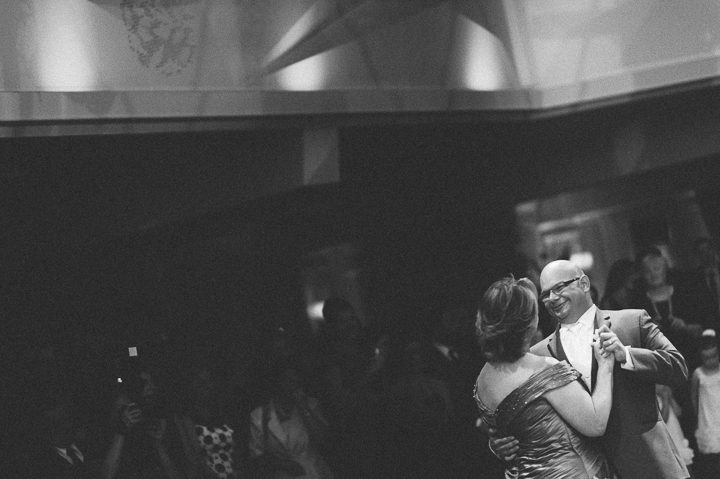 Wedding reception at the Westmount Country Club. Captured by NYC wedding photographer Ben Lau.