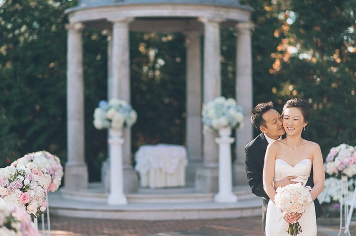 Bride and groom portraits at The Estate at Florentine Gardens in River Vale, NJ. Captured by Northern NJ wedding photographer Ben Lau.