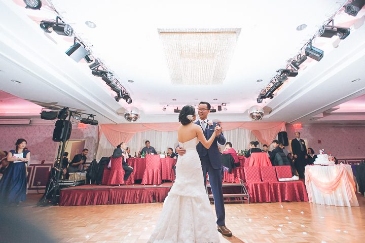 First dances during a wedding reception at Mudan's in Flushing Queens. Captured by NYC wedding photographer Ben Lau.
