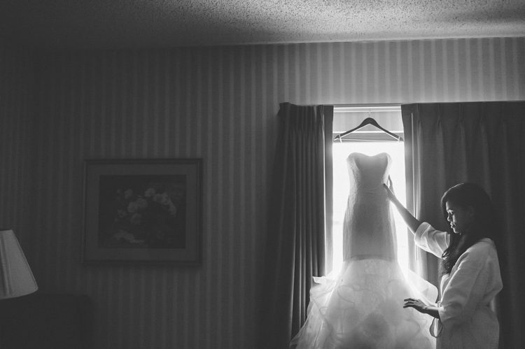Bride prep photos on the morning of her Venetian Wedding in Garfield, NJ. Captured by NJ wedding photographer Ben Lau.