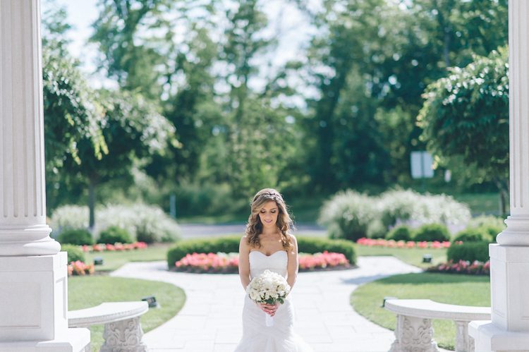 Wedding photos of a wedding at the Palace at Somerset Park, captured by North Jersey wedding photographer Ben Lau.