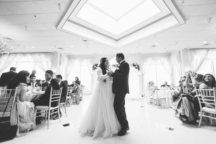 Greentree Country Club in New Rochelle, NY - captured by NJ wedding photographer Ben Lau.