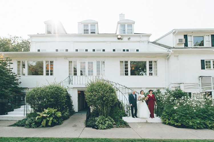 Crabtree's Kittle House wedding in Chappaqua, NY - captured by Westchester NY wedding photographer Ben Lau.