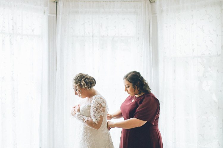 Molly Pitcher Inn wedding in Red Bank, NJ - captured by Central Jersey wedding photographer Ben Lau.