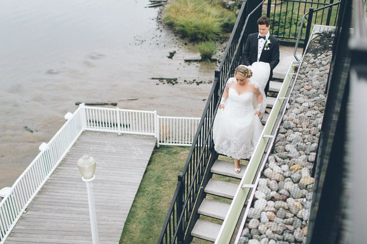 Molly Pitcher Inn wedding in Red Bank, NJ - captured by Central Jersey wedding photographer Ben Lau.