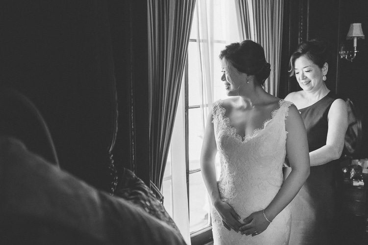 NYIT DeSeversky Mansion wedding in Long Island, captured by NYC wedding photographer Ben Lau.