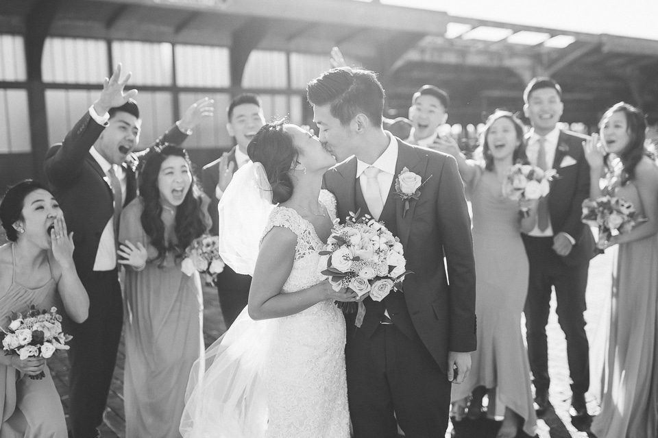 Martime Parc wedding in Jersey City, captured by North Jersey photojournalistic wedding photographer Ben Lau.